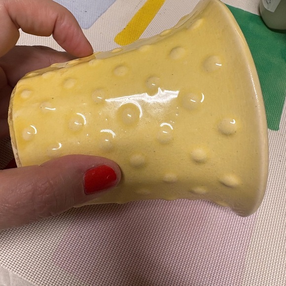 Nelson McCoy hobnail cream yellow 1930's USA 5” Diameter - Picture 10 of 16